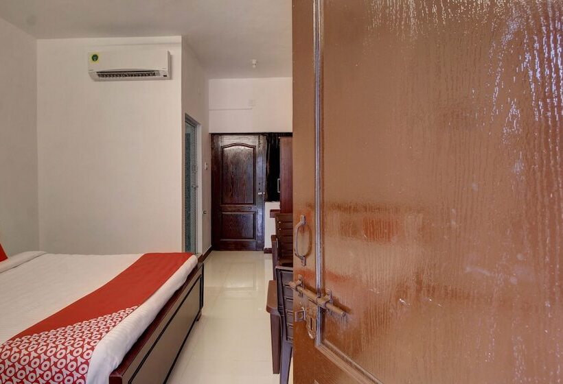 هتل Gsn Residency By Oyo Rooms