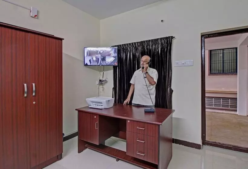 هتل Gsn Residency By Oyo Rooms