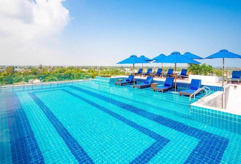 Le Pavillon Hoi An Paradise Hotel & Spa