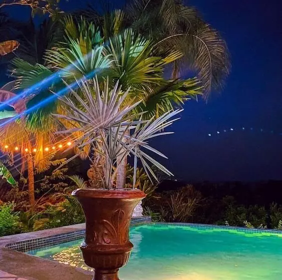 Hotelli Nature Lodge Finca Los Caballos