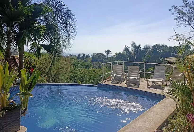 Hotelli Nature Lodge Finca Los Caballos