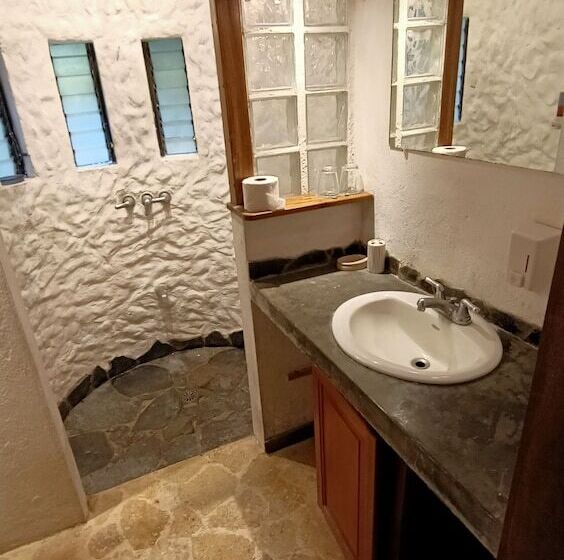 فندق Nature Lodge Finca Los Caballos