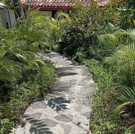 Hotelli Nature Lodge Finca Los Caballos