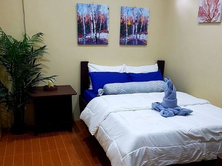 هتل Siargao Oasis Suites