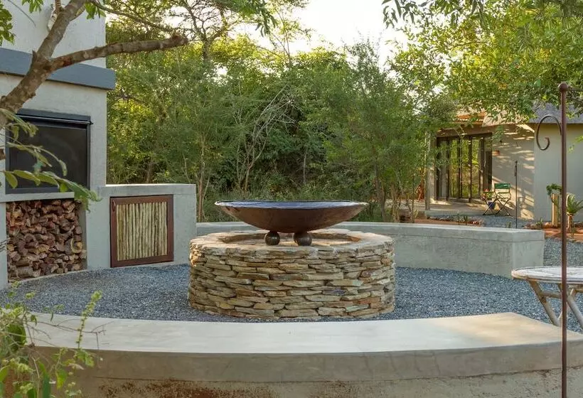 ホテル Ukuthula Bush Lodge