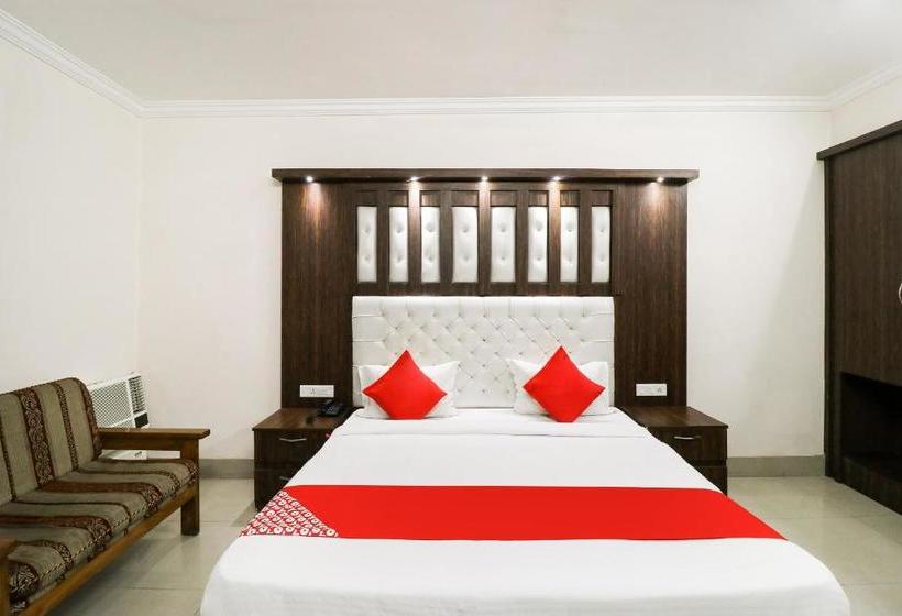 בית מלון כפרי Vashistha By Oyo Rooms