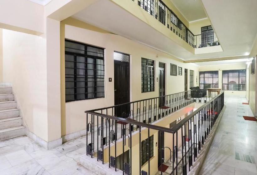 בית מלון כפרי Vashistha By Oyo Rooms