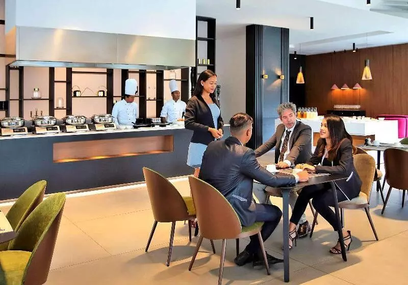 Novotel Convention And Spa