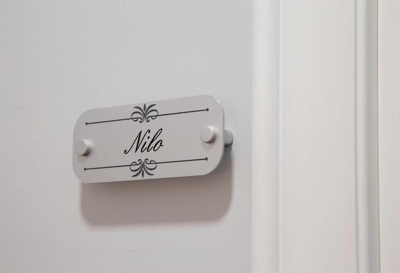 פנסיון I Fiumi Di Navona