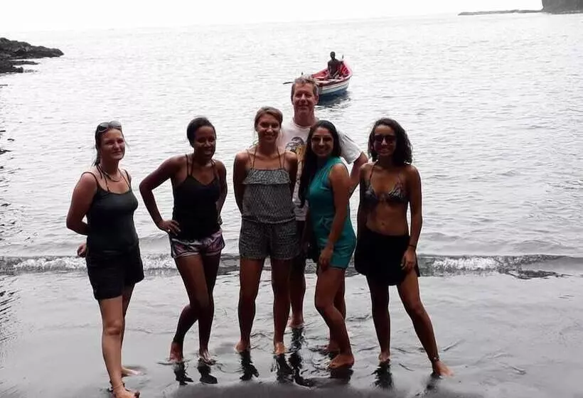 هاستل Meeting Point Sociedade Unipessoal, Lda