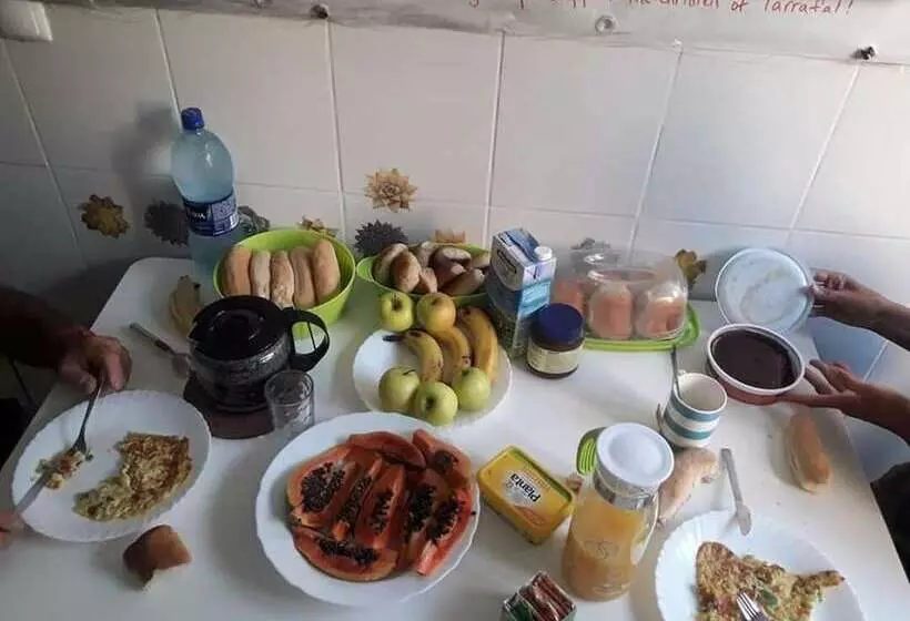 هاستل Meeting Point Sociedade Unipessoal, Lda