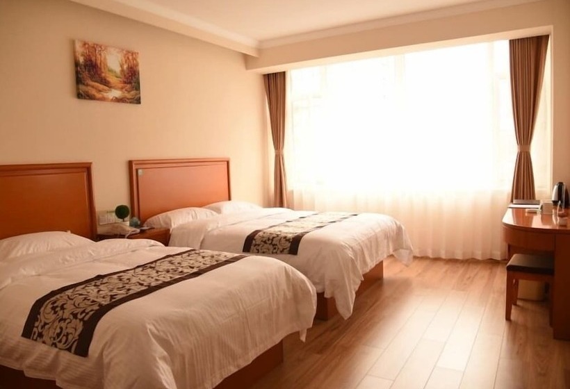 Otel Greentree Inn Baishan Linjiang Yalv River Express