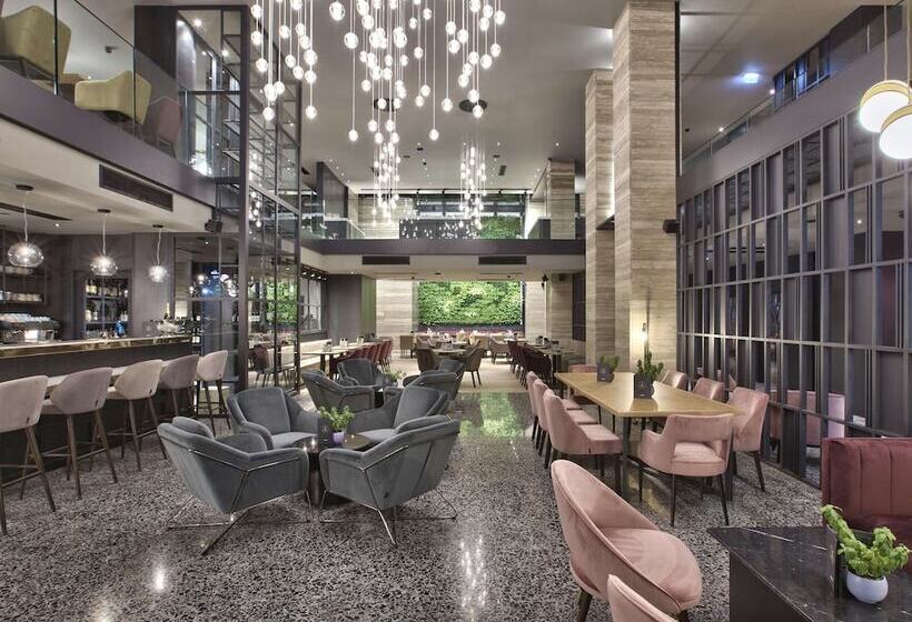 هتل Number 11 St Julian S Malta Handwritten Collection