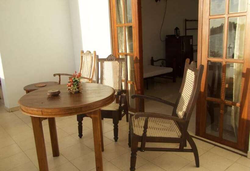 호텔 Summer Garden