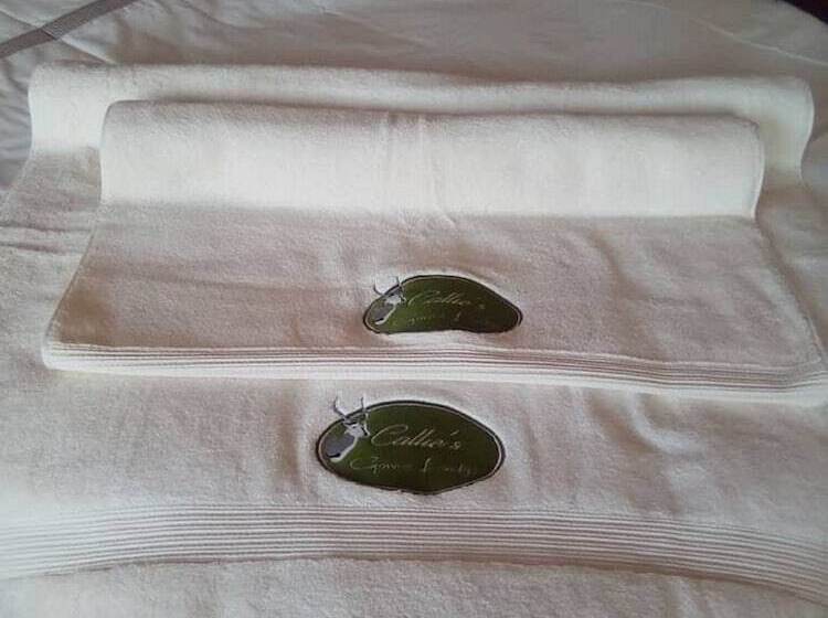 هتل Callies Game Lodge Safaris