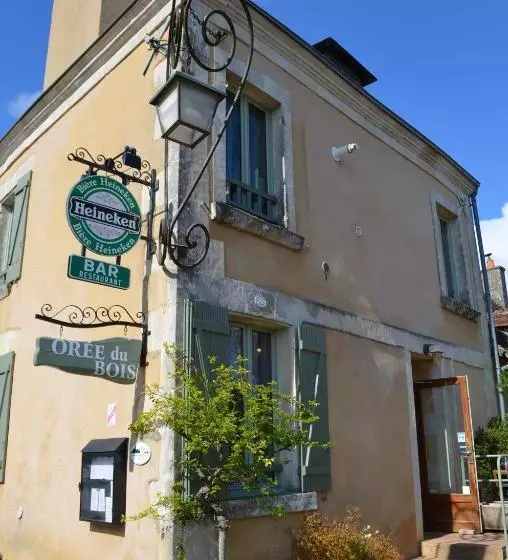 Hotelli L'auberge L'orée Du Bois