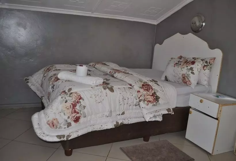 هتل Willu Executive Lodge