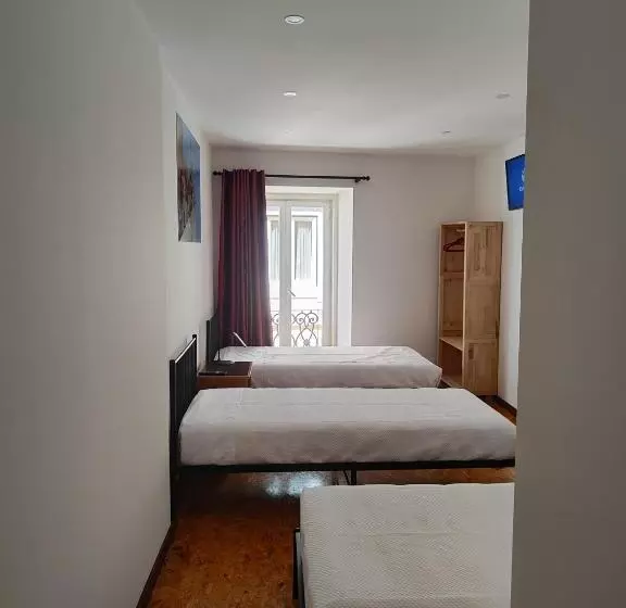 Majatalo Room Atalaia   Bairro Alto