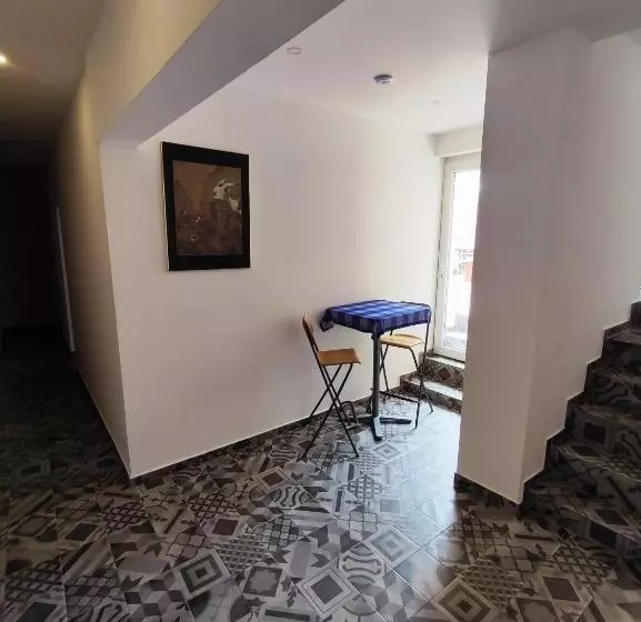 Majatalo Room Atalaia   Bairro Alto