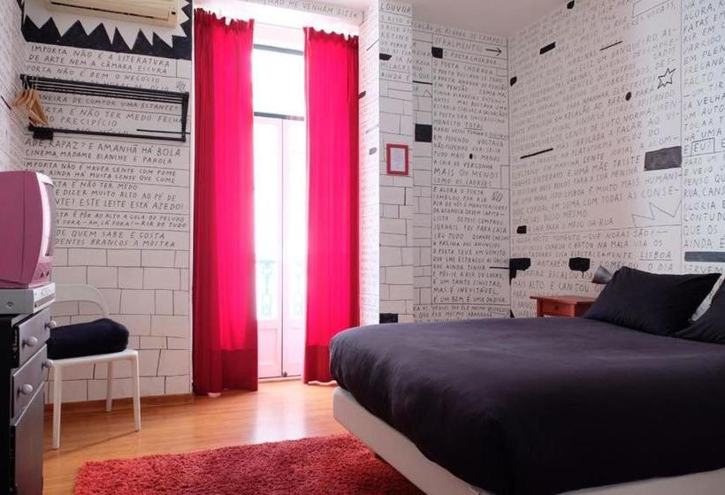 پانسیون Poets Privates