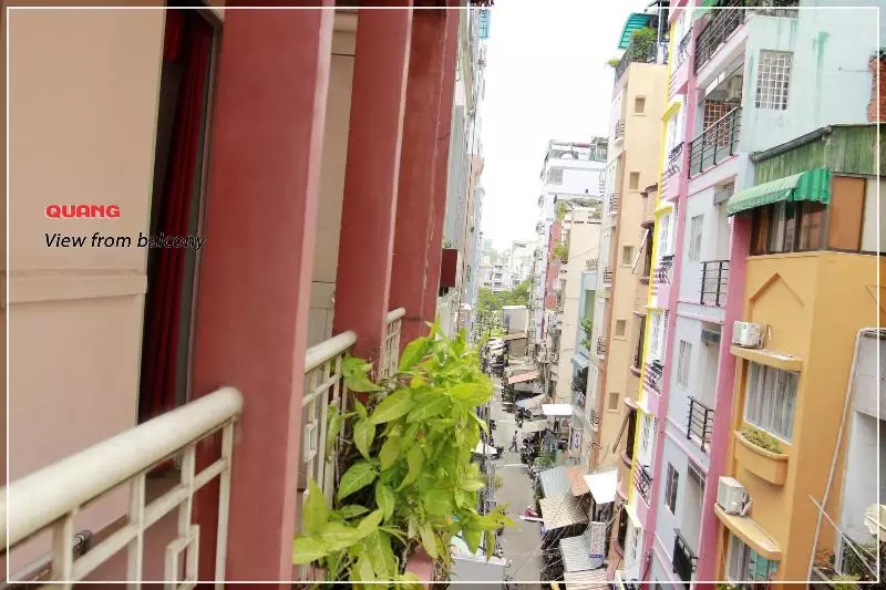 پانسیون Quang Saigon Hotel  40 7 Bùi Viện Walking Street
