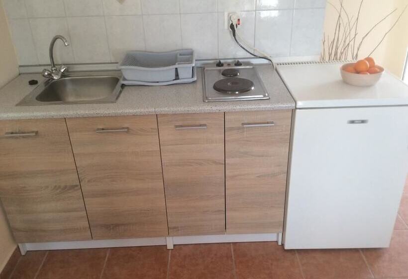 펜션 Tommy's Rooms