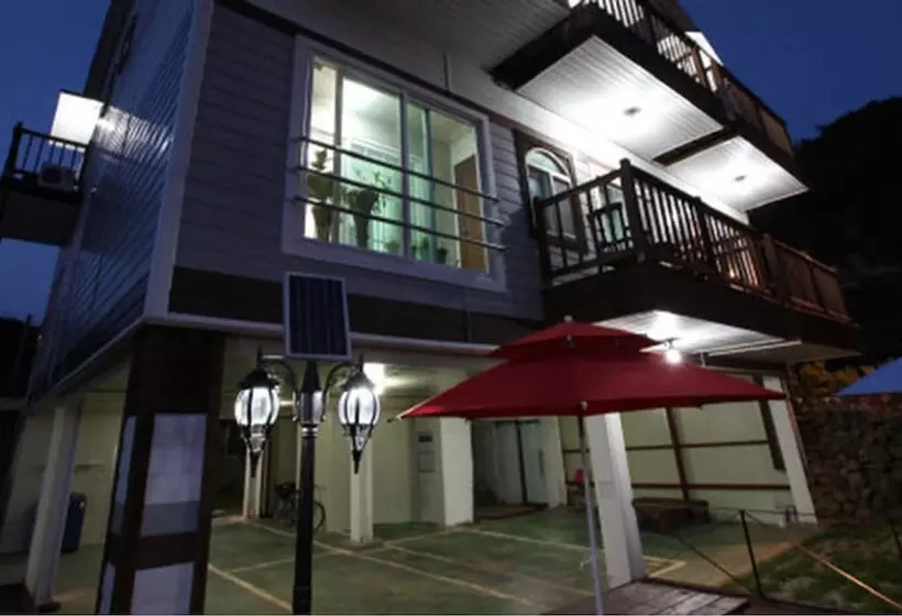 Geojae Moraesup Pension