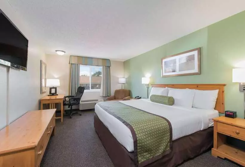 هتل Baymont By Wyndham Pierre