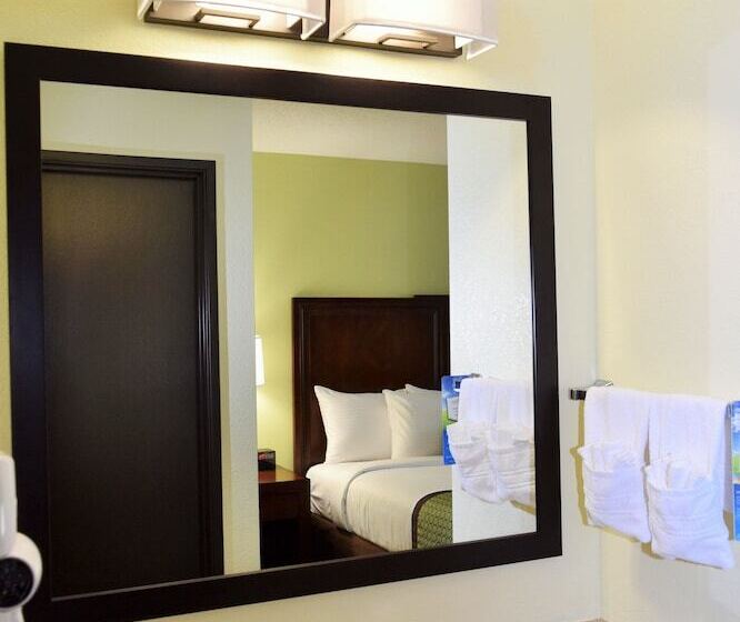 فندق Baymont By Wyndham Pierre