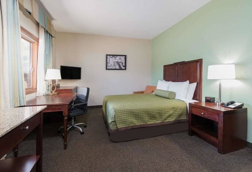 فندق Baymont By Wyndham Pierre