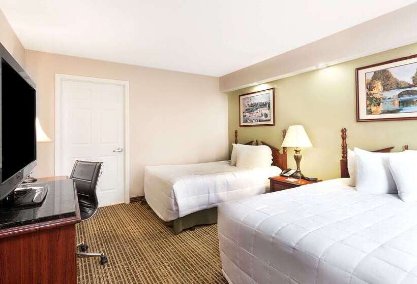 ホテル Baymont By Wyndham Tullahoma