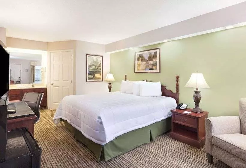 호텔 Baymont By Wyndham Tullahoma