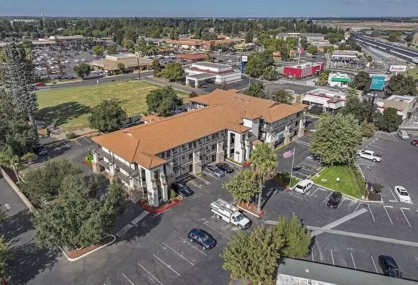 Hillstone Inn Tulare, Ascend Hotel Collection