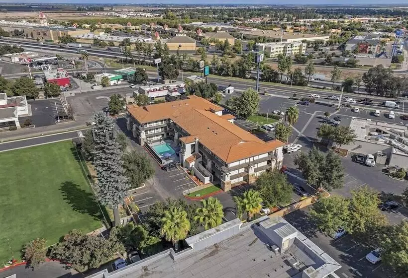 Hillstone Inn Tulare, Ascend Hotel Collection