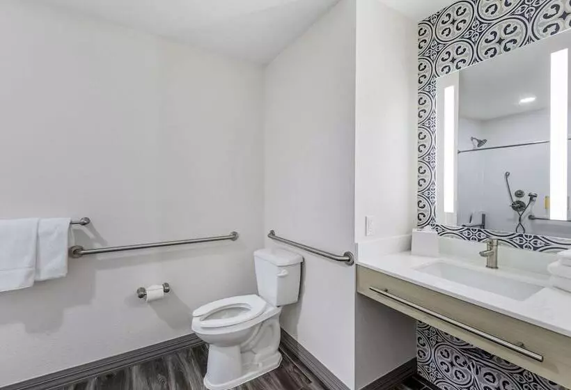 Hillstone Inn Tulare, Ascend Hotel Collection