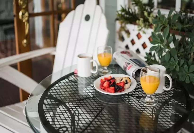 酒店 Inn On Summerhill