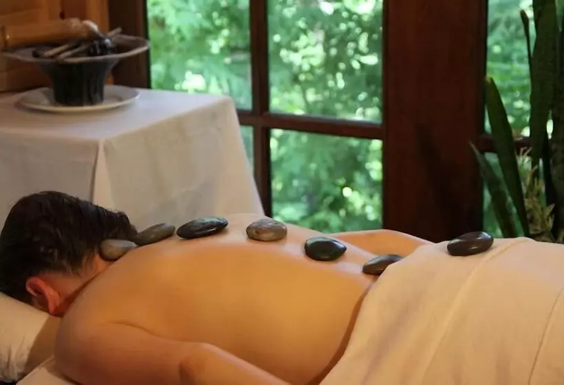 酒店 Inn On Summerhill