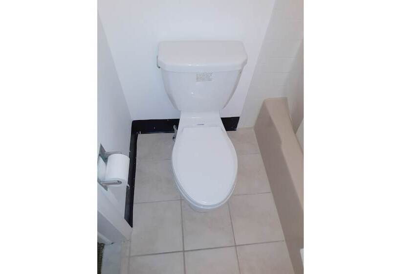 فندق Iron Horse Inn