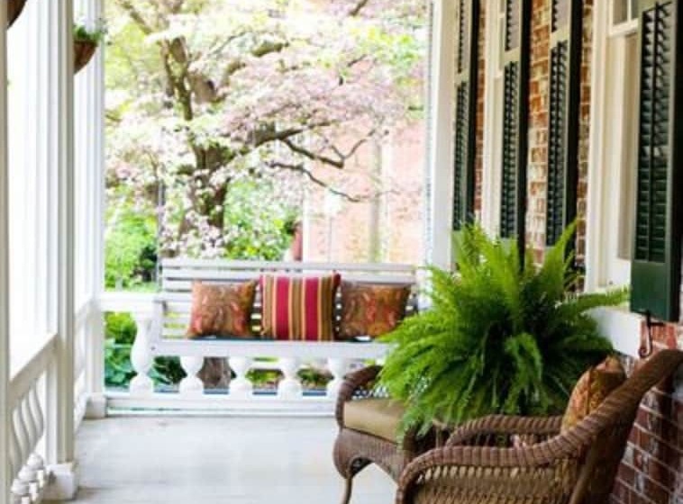 فندق Ironclad Inn & Bourbon Room