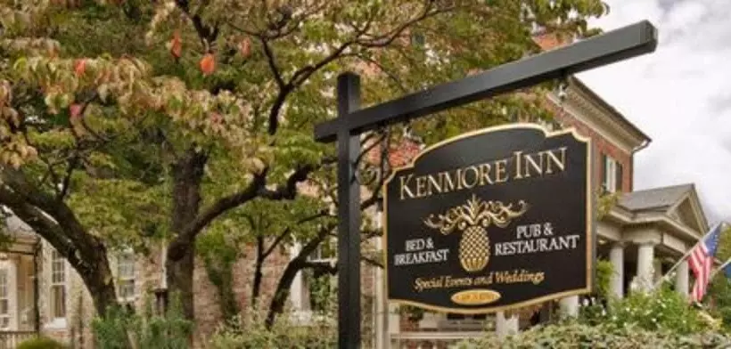 ホテル Ironclad Inn & Bourbon Room