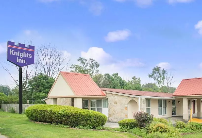 فندق Express Inn