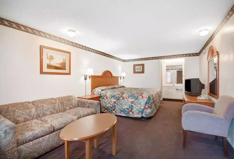 فندق Express Inn