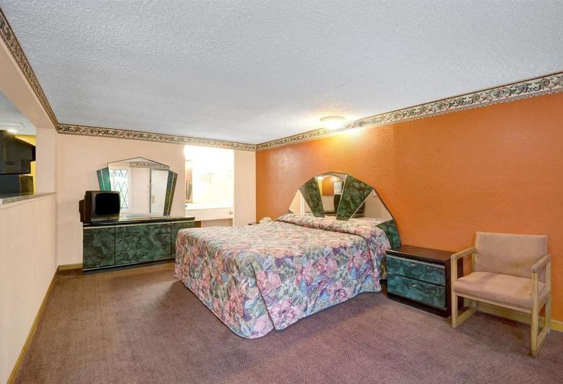 فندق Express Inn