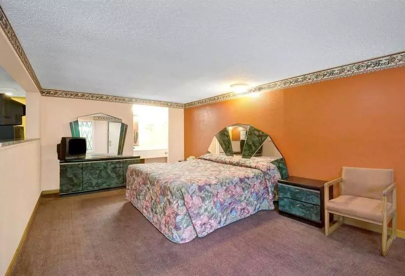 فندق Express Inn