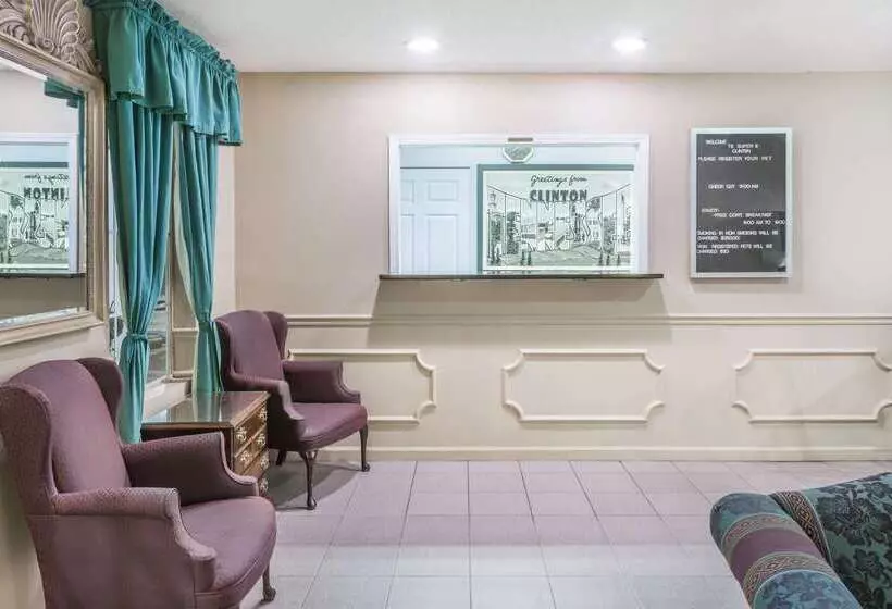 호텔 Super 8 By Wyndham Clinton