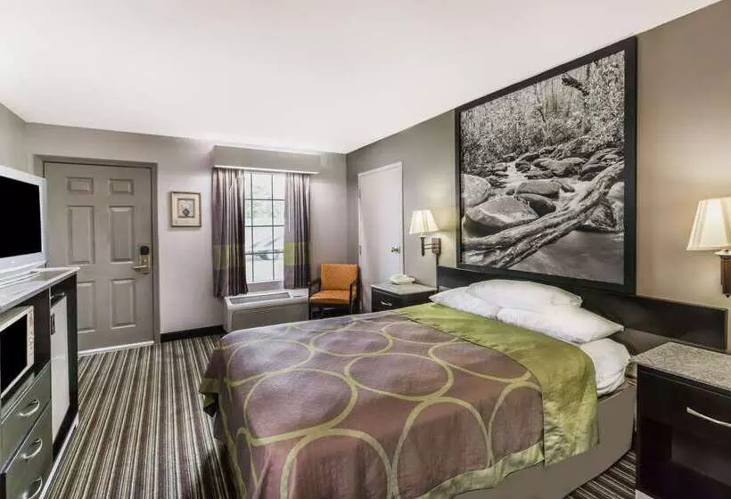 호텔 Super 8 By Wyndham Clinton