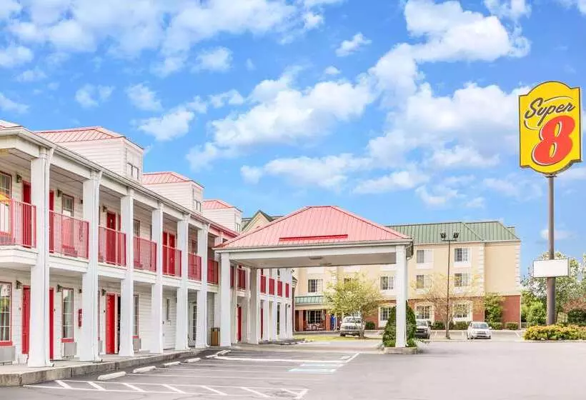 호텔 Super 8 By Wyndham Clinton