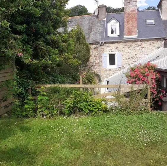 Aamiaismajoitus (B&B) Chambres D Hôte Chez Alice