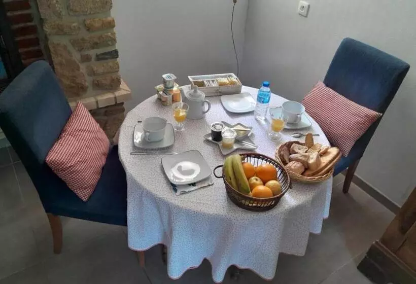 Aamiaismajoitus (B&B) Chambres D Hôte Chez Alice