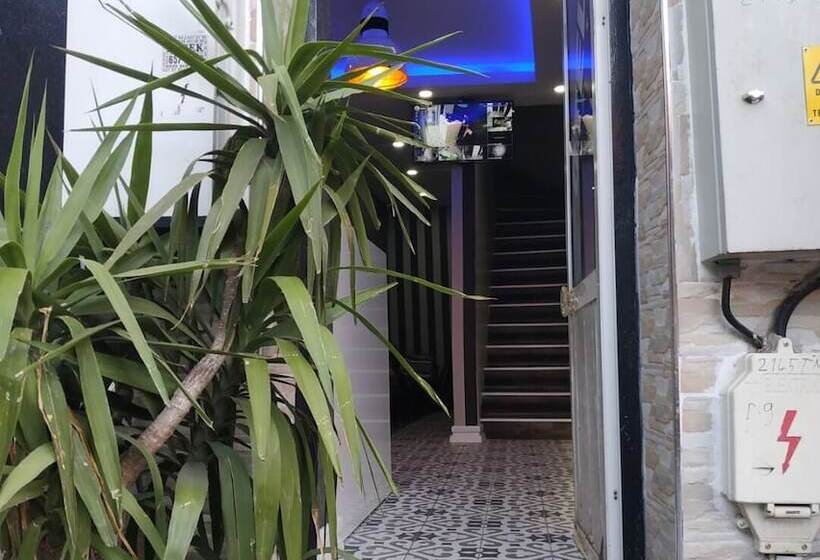 簡易ホテル Petek